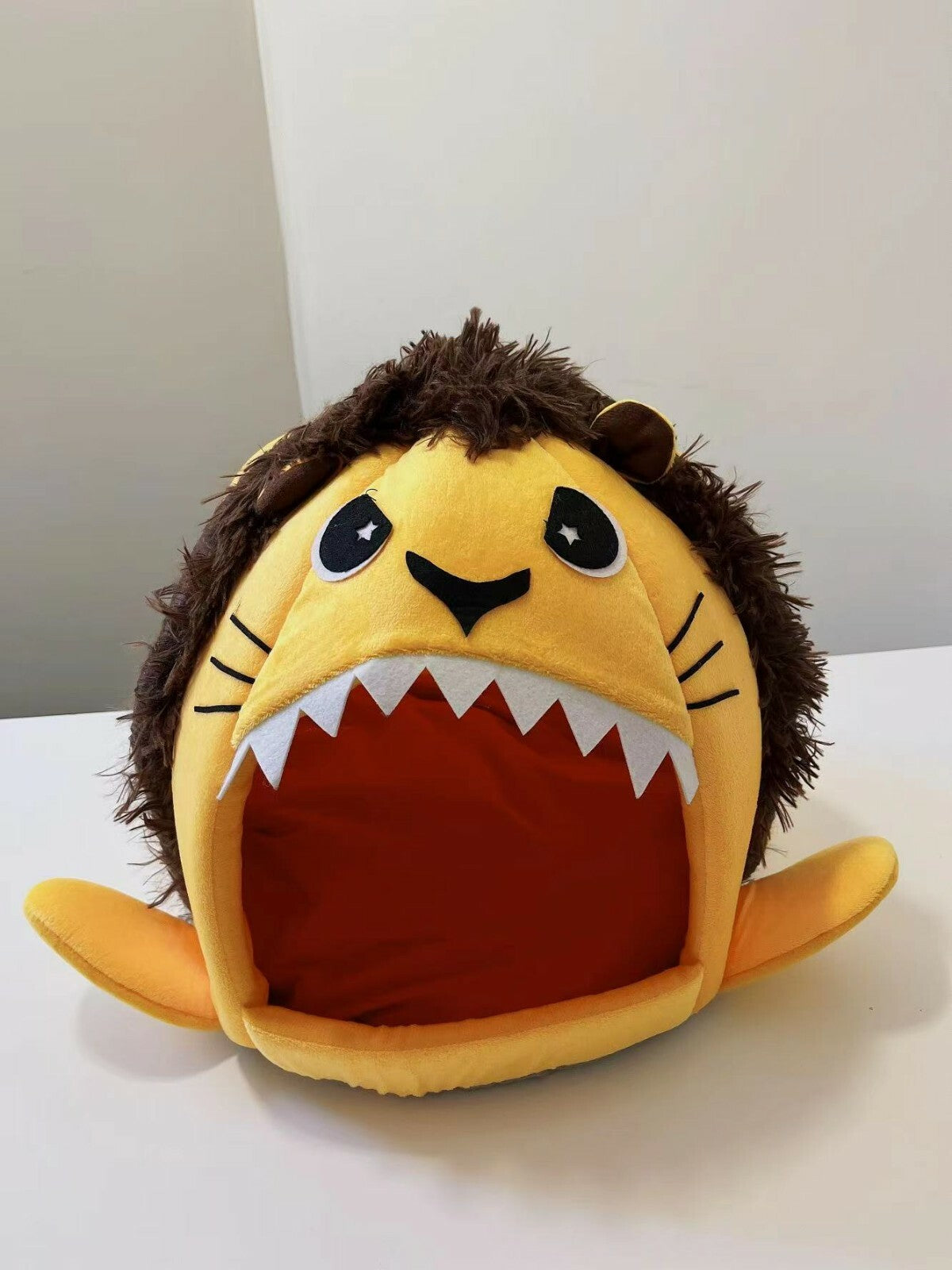 Shark Mouth Sleeping Bed for Small Cat or Dog Cave Bed with Removable Cushion